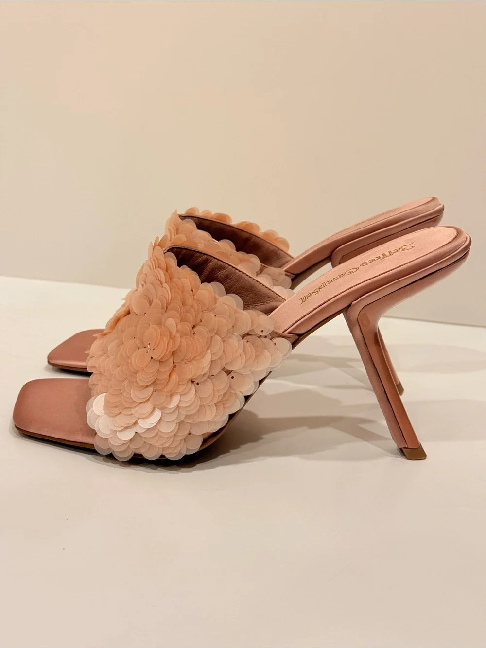 NWOB Jeffrey Campbell Rose Gold Sequin Blush Satin Slide Heels Size 10 Sample - Picture 5 of 14